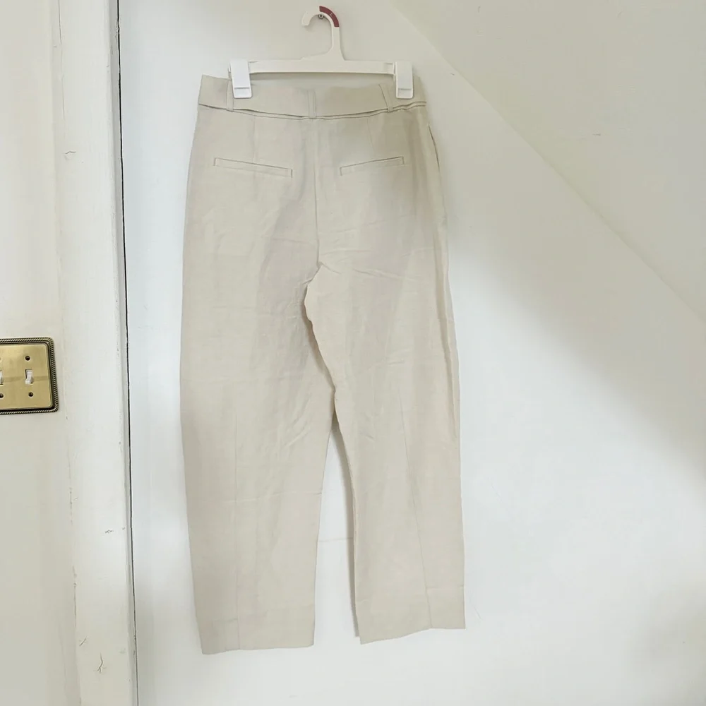 Banana Republic women’s barrel leg linen Pants - Picture 8 of 10